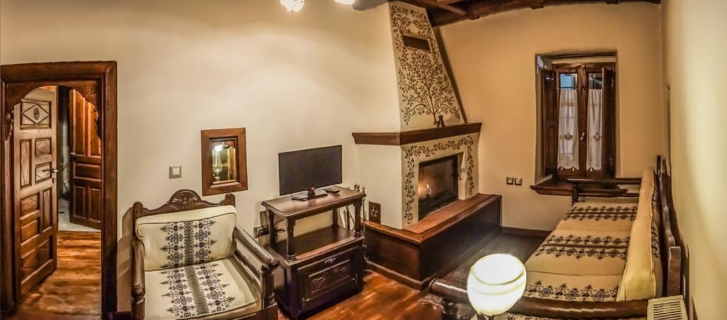 Traditional Mansion Evilion Volos Exterior photo